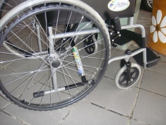 Silla de Ruedas Activ-Fi con Tapicería Vinyl